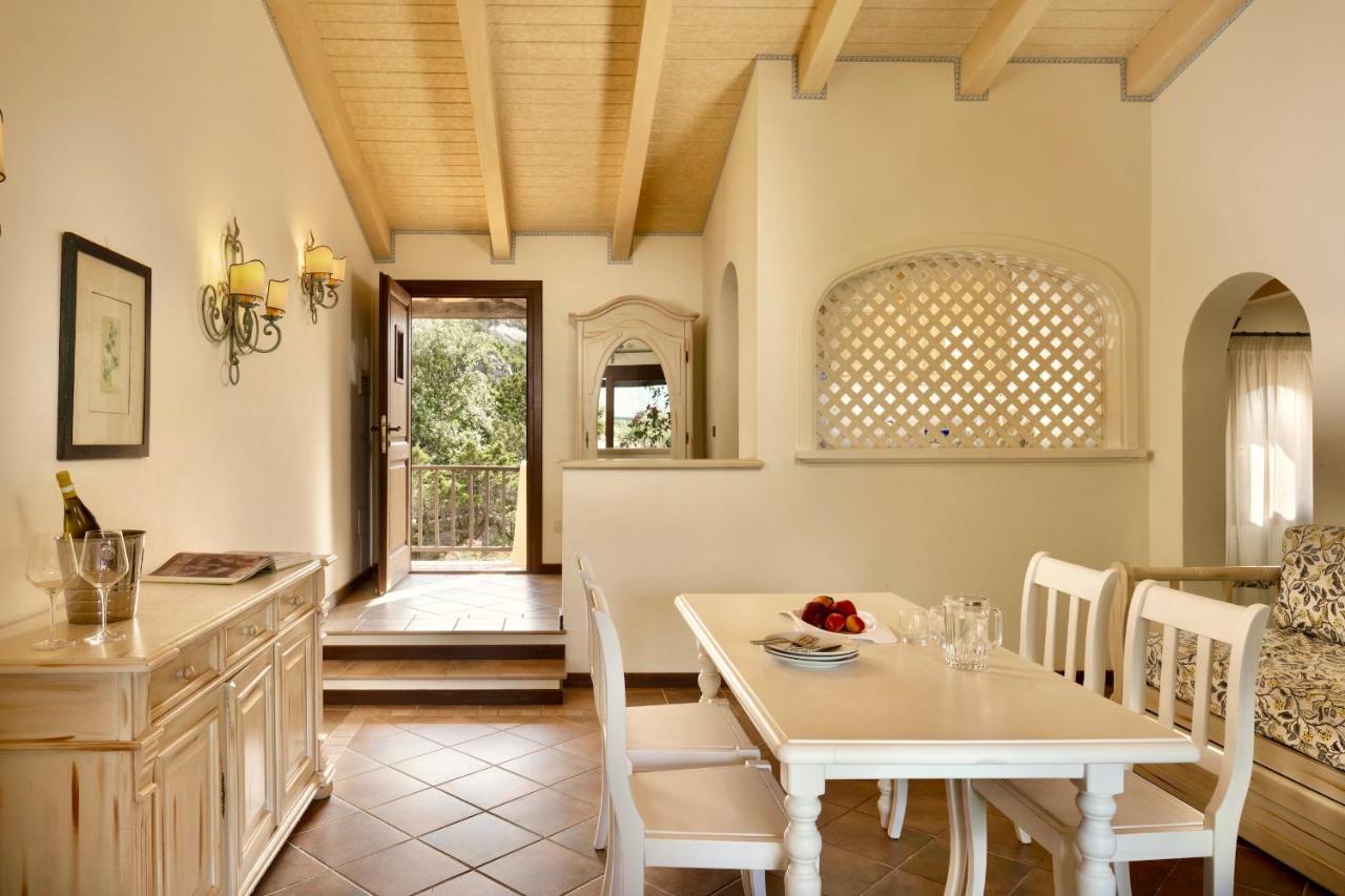 Residence Con Piscina A Liscia Di Vacca, 350 Mt Dal Mare, 3 Km Da Porto Cervo エクステリア 写真