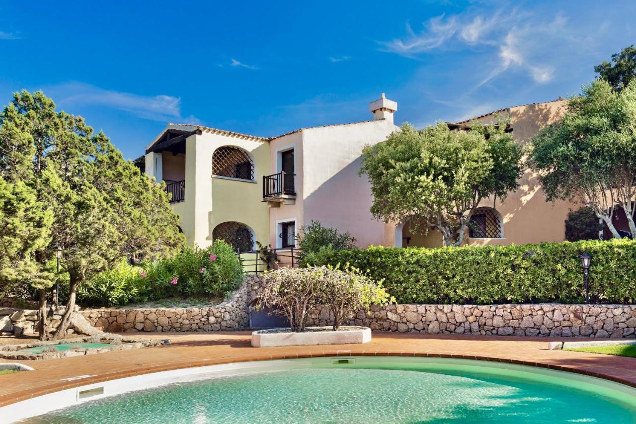 Residence Con Piscina A Liscia Di Vacca, 350 Mt Dal Mare, 3 Km Da Porto Cervo エクステリア 写真